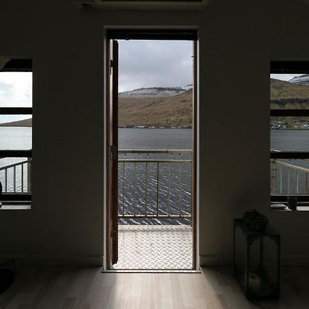 The Boathouse Villa Streymnes Exterior photo